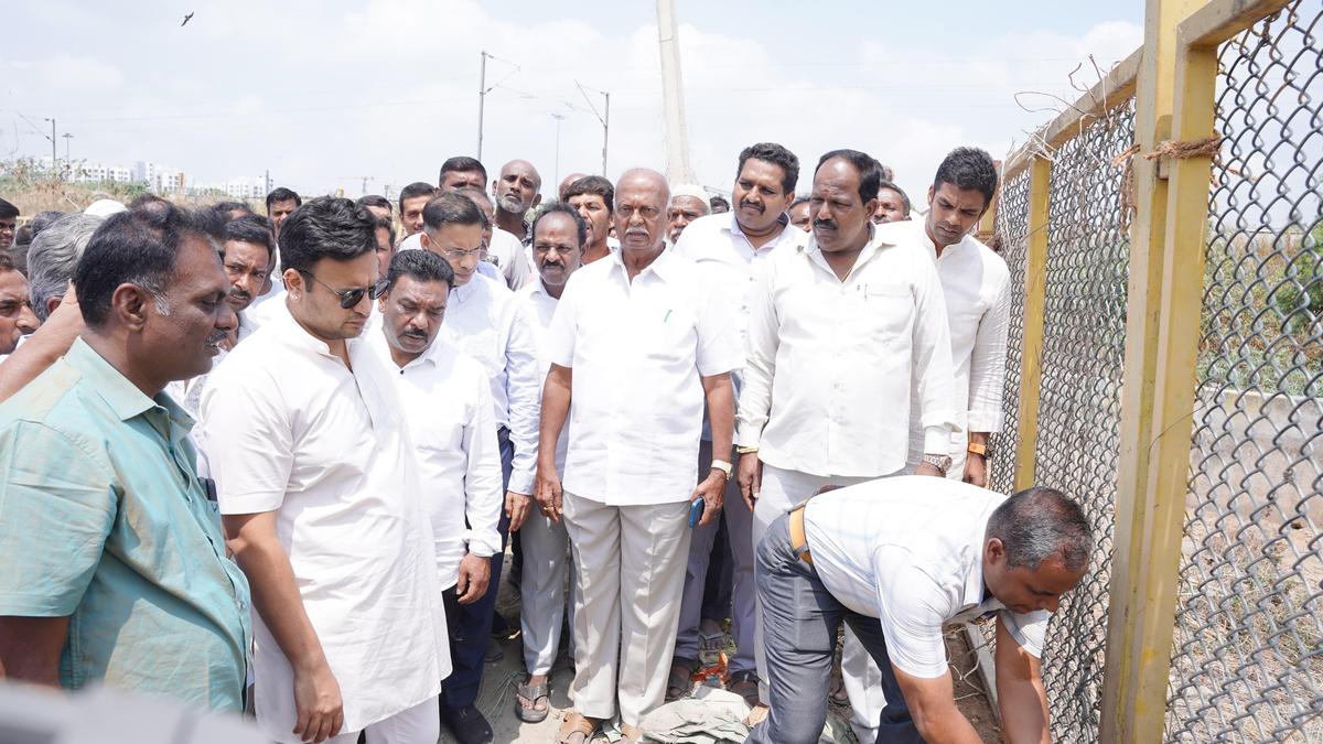 Yadavagiri Goods Terminal Road reopened for lorry movement