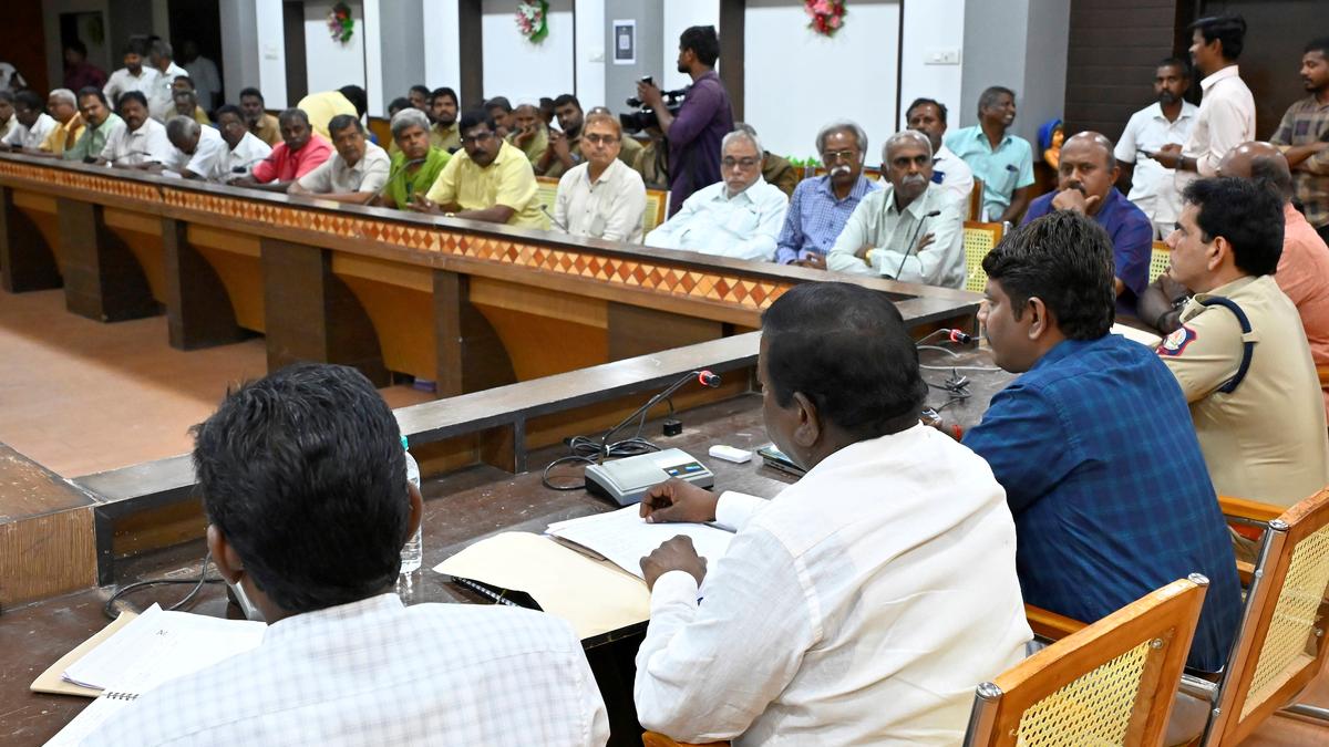 Traders oppose pay and park system mooted by Madurai corporation