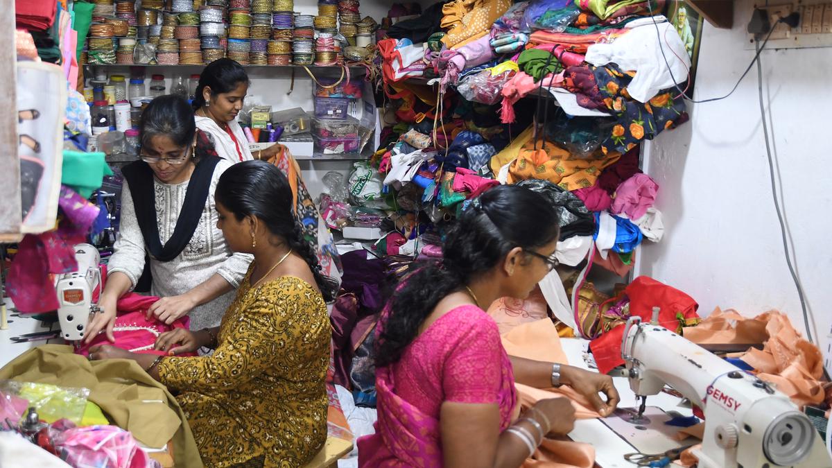 Chennai’s one-hour tailors have all of your Deepavali trend options