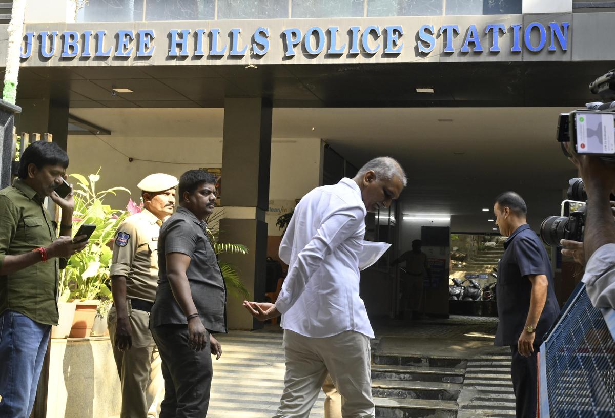 Former minister and Bharat Rashtra Samiti leader T. Harish Rao at Jubilee Hills Police Station in Hyderabad on Tuesday (January 20, 2026) Former minister and Bharat Rashtra Samiti leader T. Harish Rao at Jubilee Hills Police Station in Hyderabad on Tuesday (January 20, 2026)
