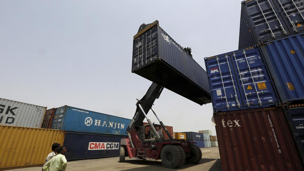 North America, NE Asia, Latin America account for over 35% of India's exports in FY26