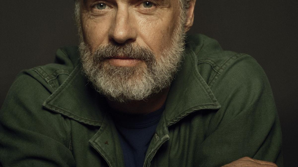 Murray Bartlett on ‘Murder at the Patel Motel’: ‘It is a double-edged sword’