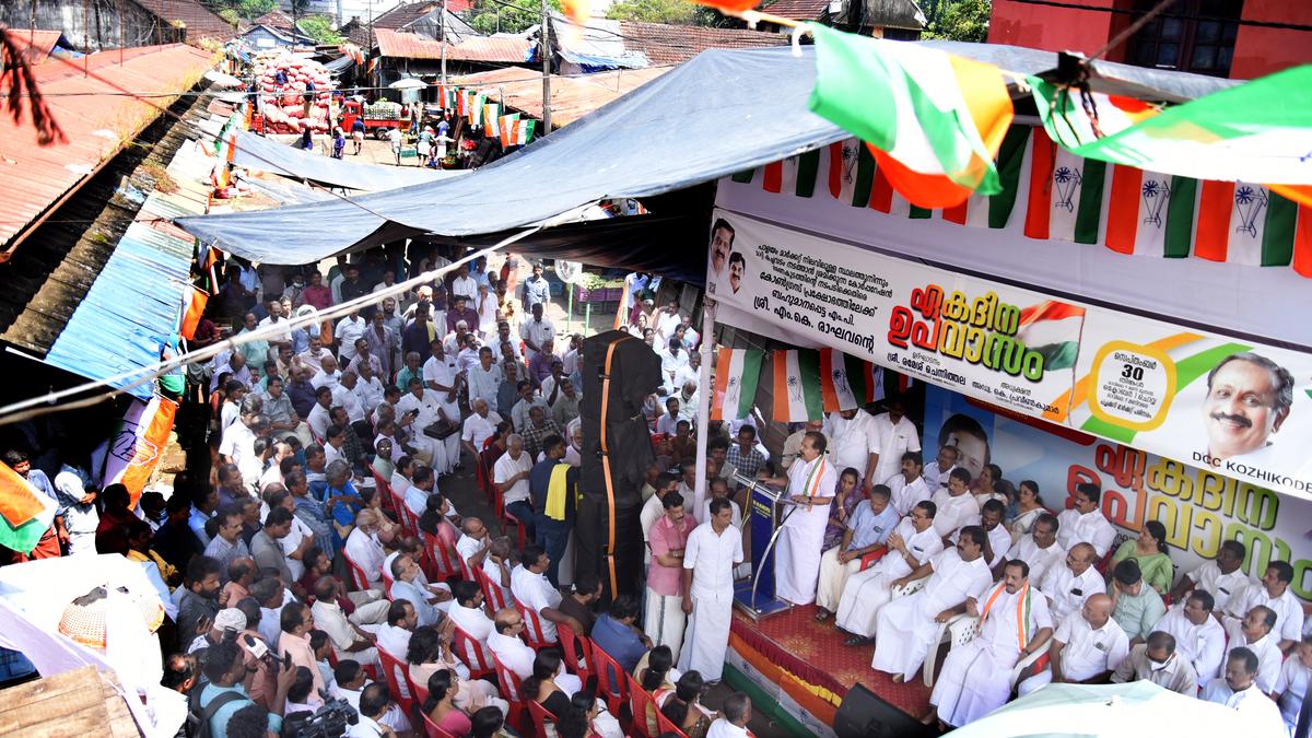 Palayam market shifting to support real estate mafia: Chennithala