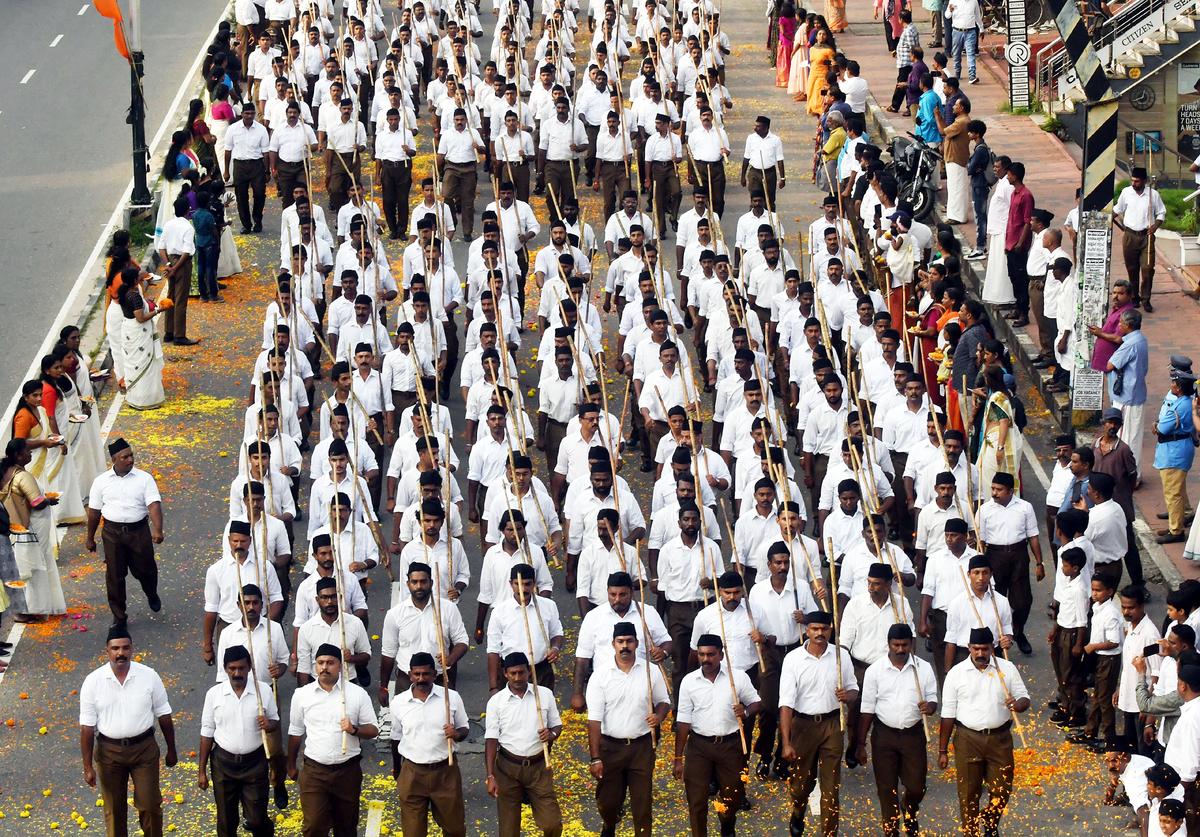 MHA displays order lifting ban on govt. staff joining RSS activities on its  website - The Hindu