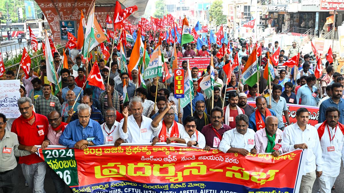 Trade unions take out rally against ‘lopsided policies’ of Centre in Visakhapatnam