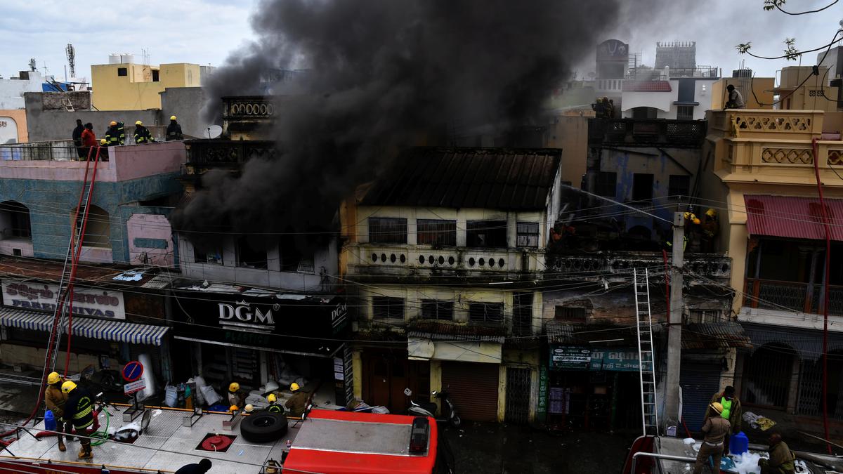 Fire at shop near Meenakshi Amman Temple in Madurai destroys plastic goods