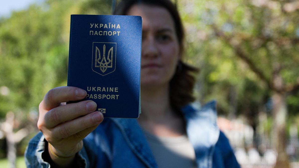 Nearly 200,000 Ukrainians in U.S. thrown into legal limbo by Trump immigration crackdown