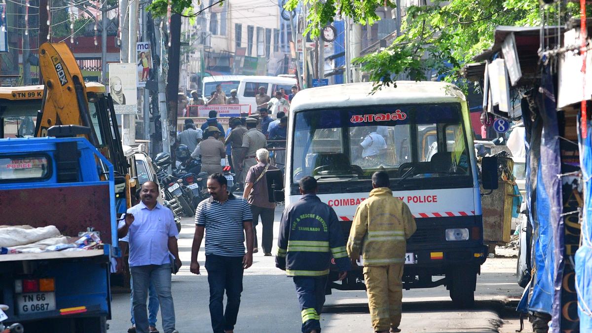 Explosion in front of temple in Coimbatore leaves residents in shock ...