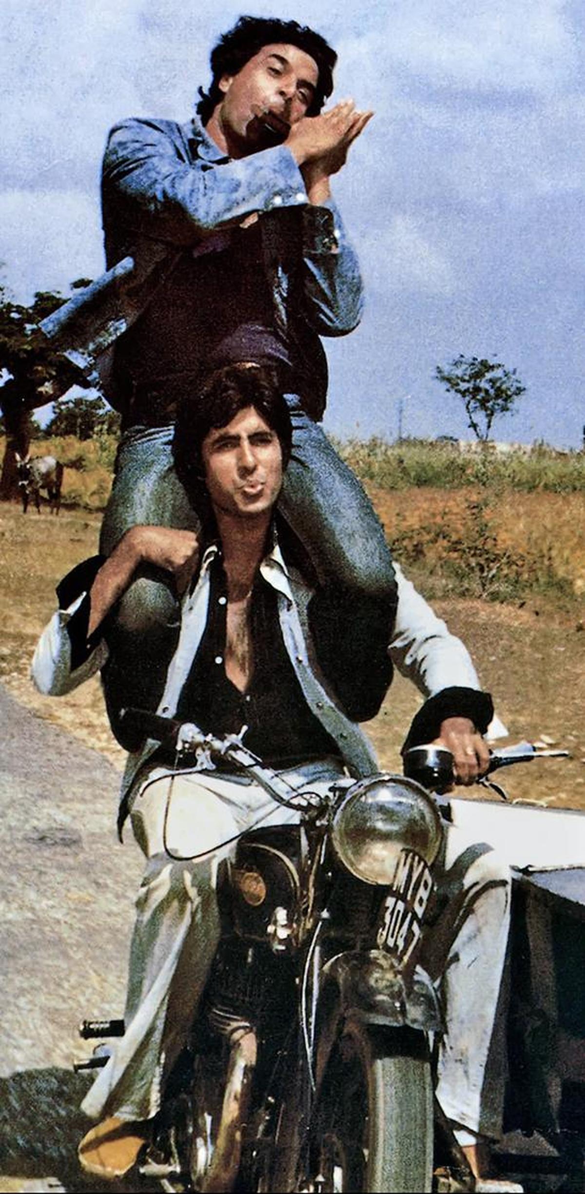 Watch: Sholay’s iconic ‘Yeh dosti’ motorbike is owned by this retired IAS officer