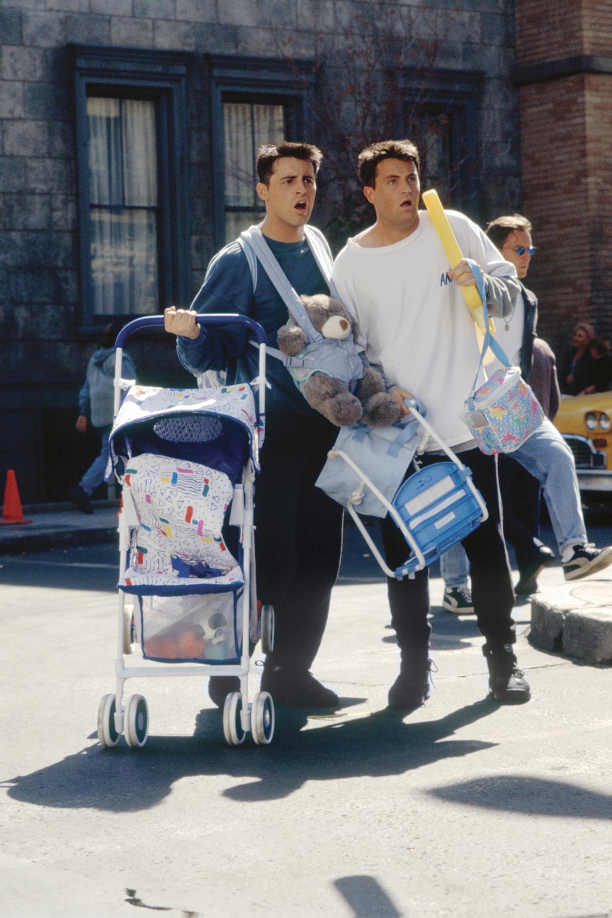 Matt LeBlanc (left) and Matthew Perry as roommates and best friends Joey Tribbiani and Chandler Bing, respectively, in a still from ‘Friends’. 