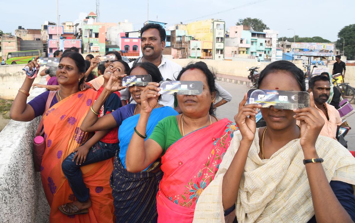 Spectacle in the sky enthrals Madurai residents