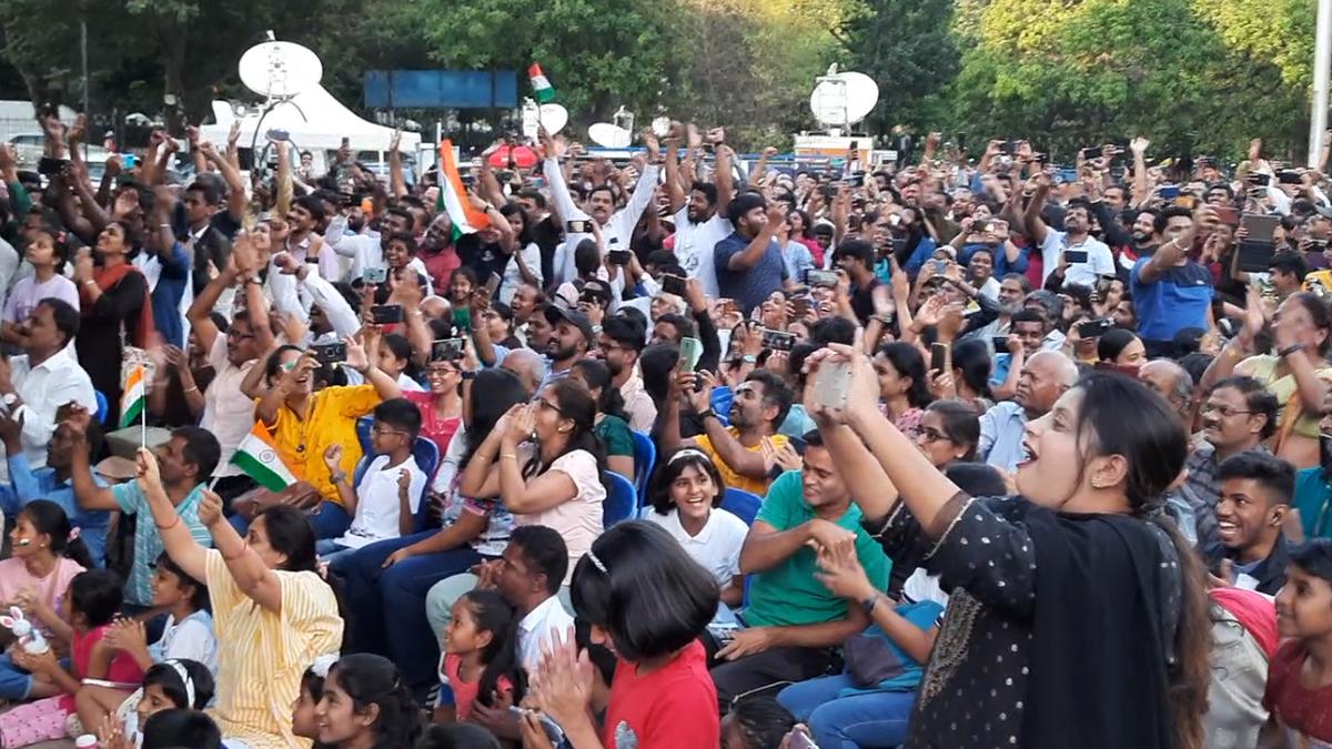 WATCH | Bengaluru marks the success of Chandrayaan-3 with public screenings and celebrations