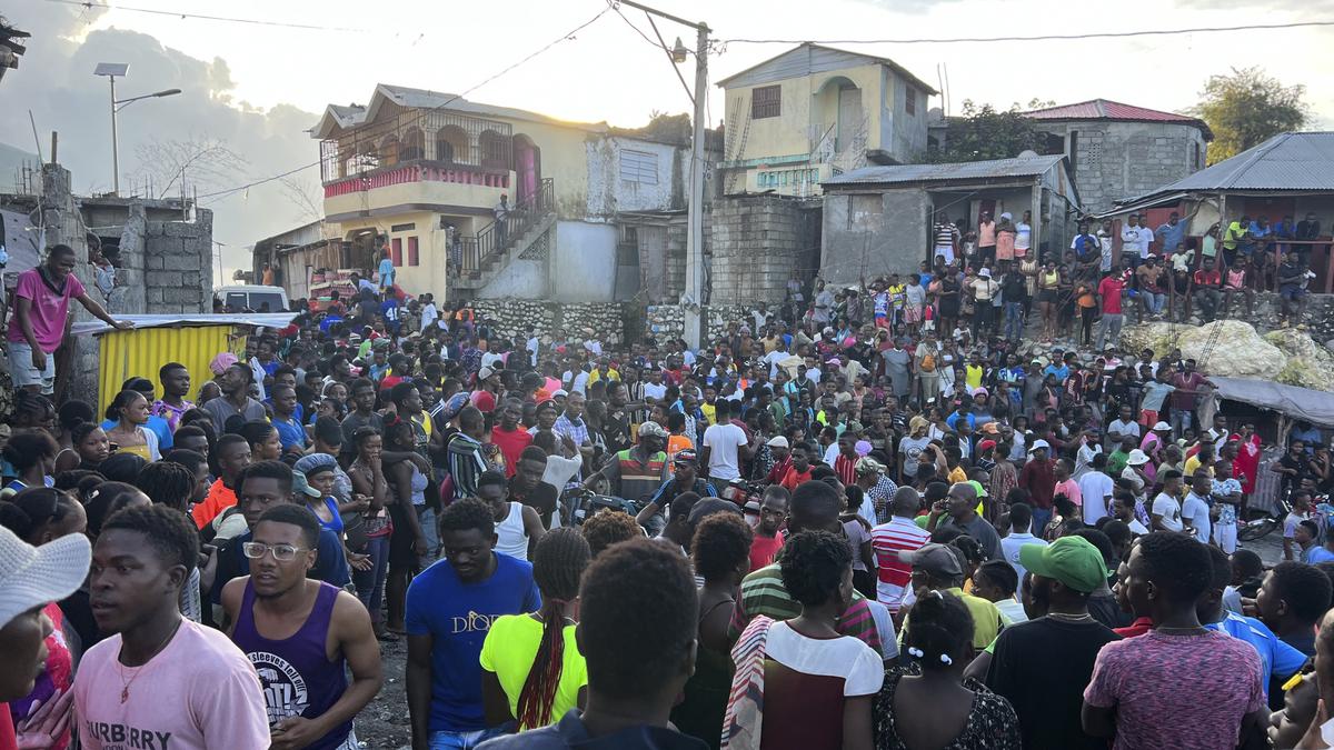4.9 magnitude earthquake strikes southern Haiti; four dead, dozens injured