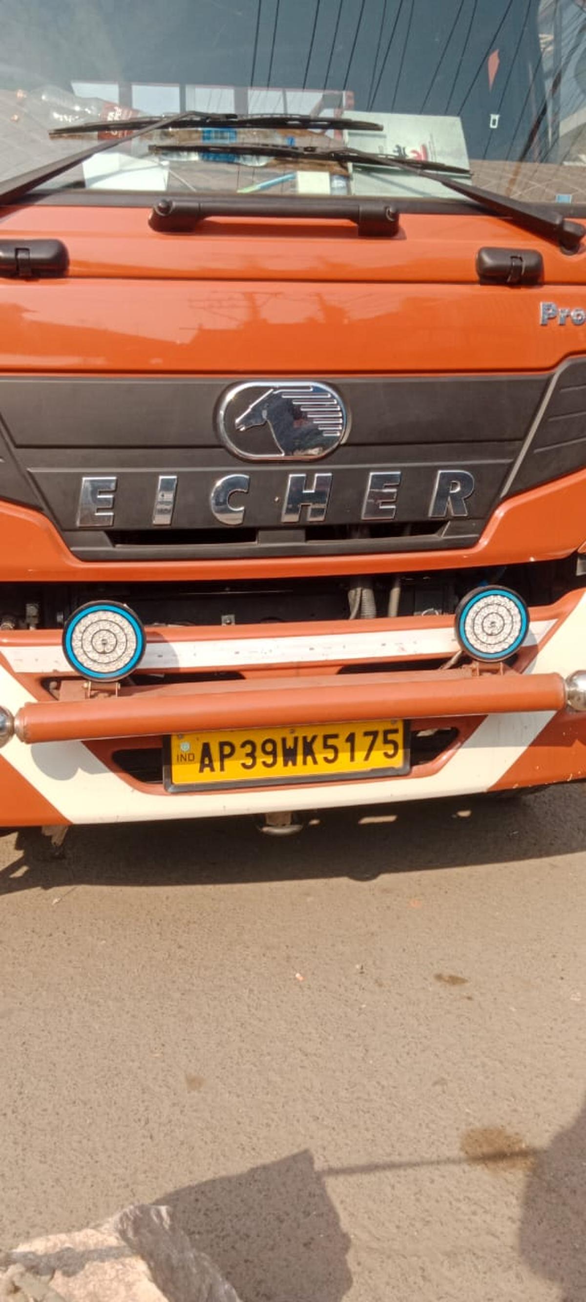 The goods carrier vehicle involved in the accident 