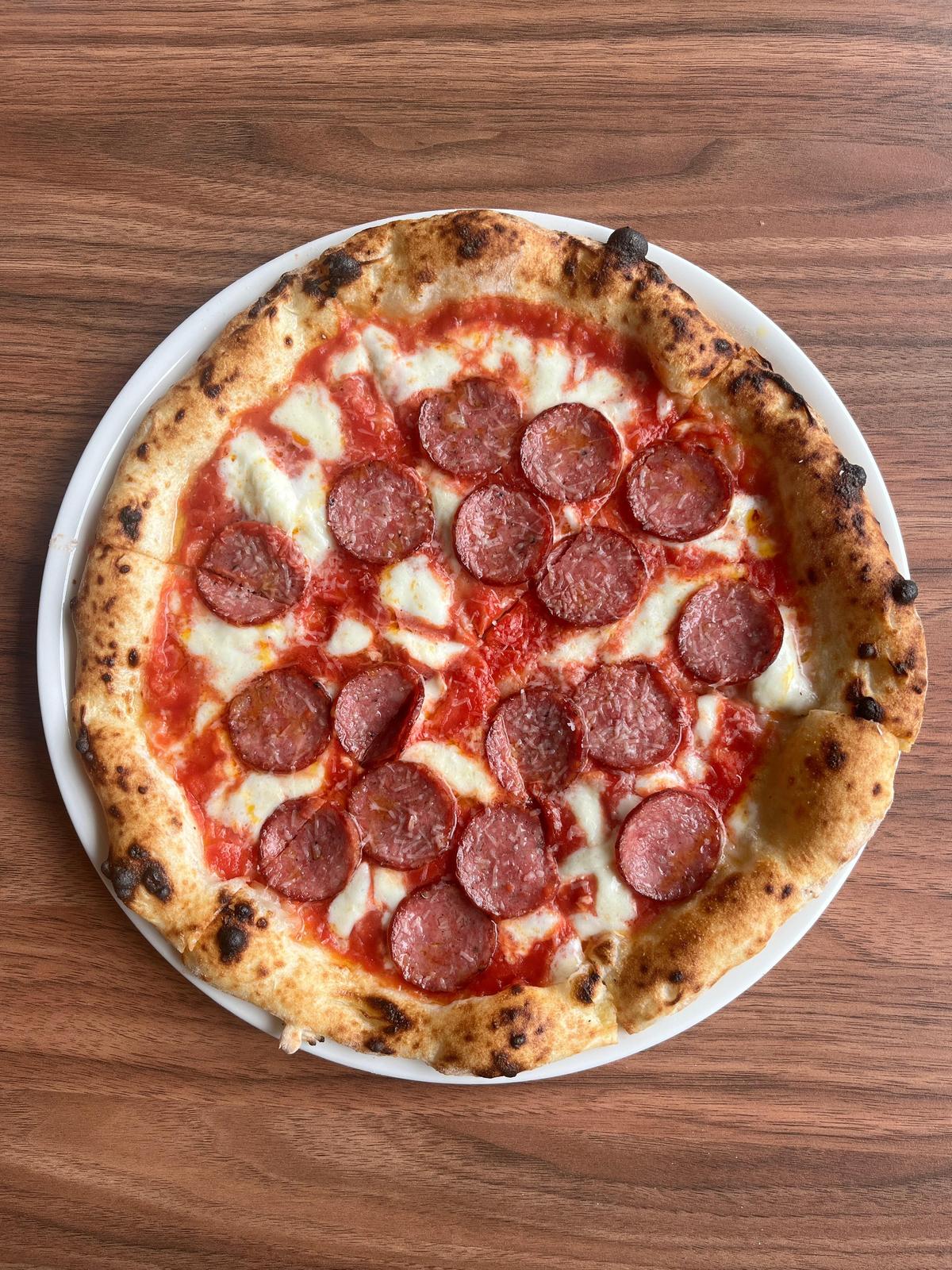 Pork pepperoni pizza 