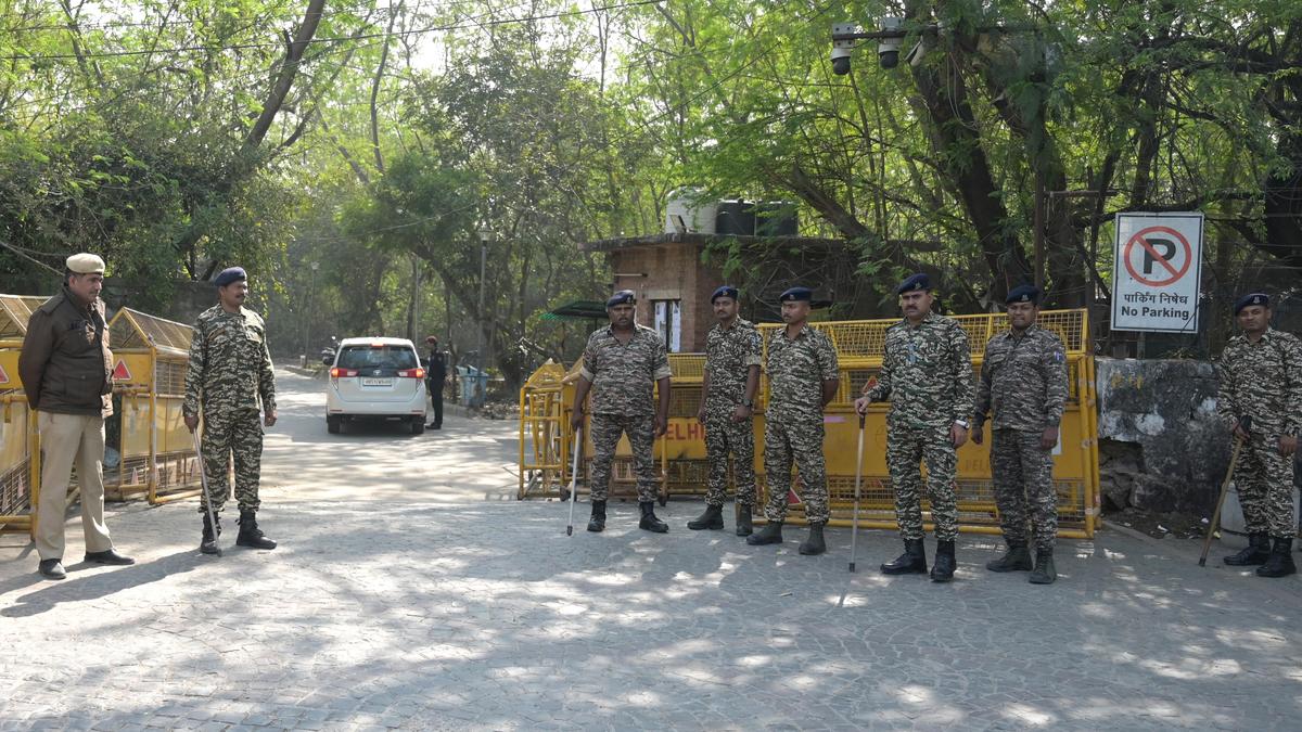 Students decry ‘curbs on dissent’ on college campuses amid probes, rustications and FIRs