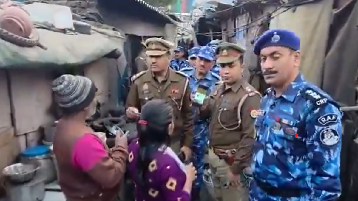 Officer seen intimidating residents with ‘device to detect nationality’ in viral video, Ghaziabad Police issues warning to cop