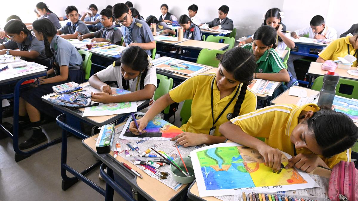 Overwhelming response to ‘World Earth Day’ event by The Hindu FIC, AMNS