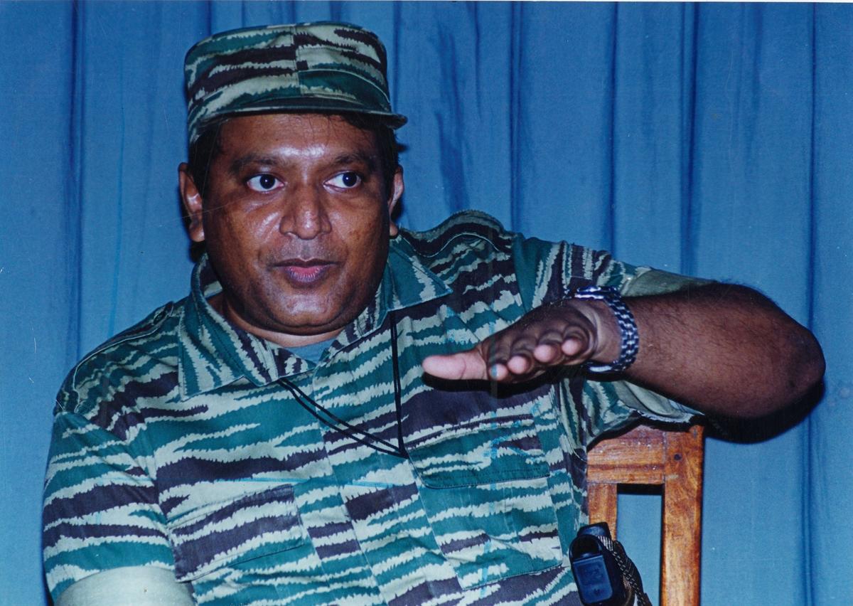 Prabhakaran briefing his team prior to the attack on Elephant Pass in Sri Lanka. Prabhakaran briefing his team prior to the attack on Elephant Pass in Sri Lanka.