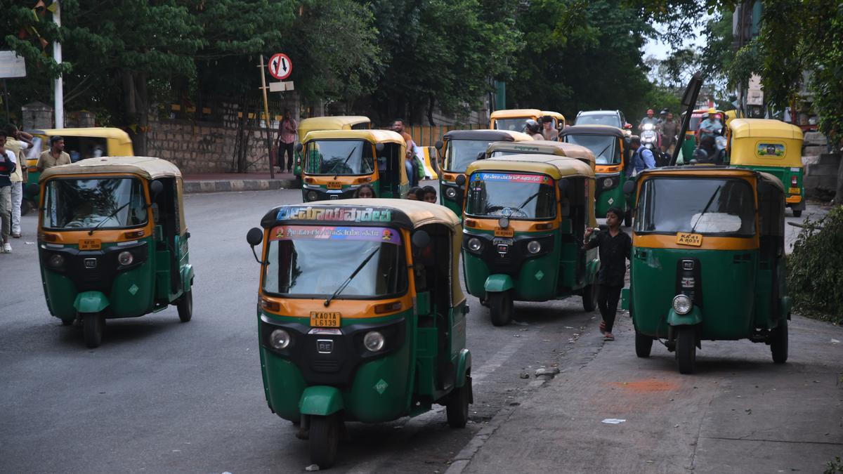 Activists, commuters give thumbs up to Karnataka government’s taxi and auto booking app proposal