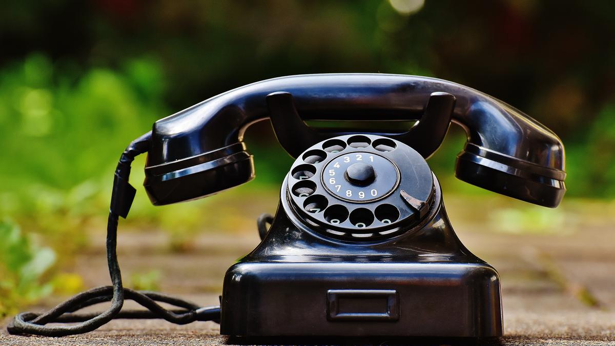 Daily Quiz | On telephone
Premium