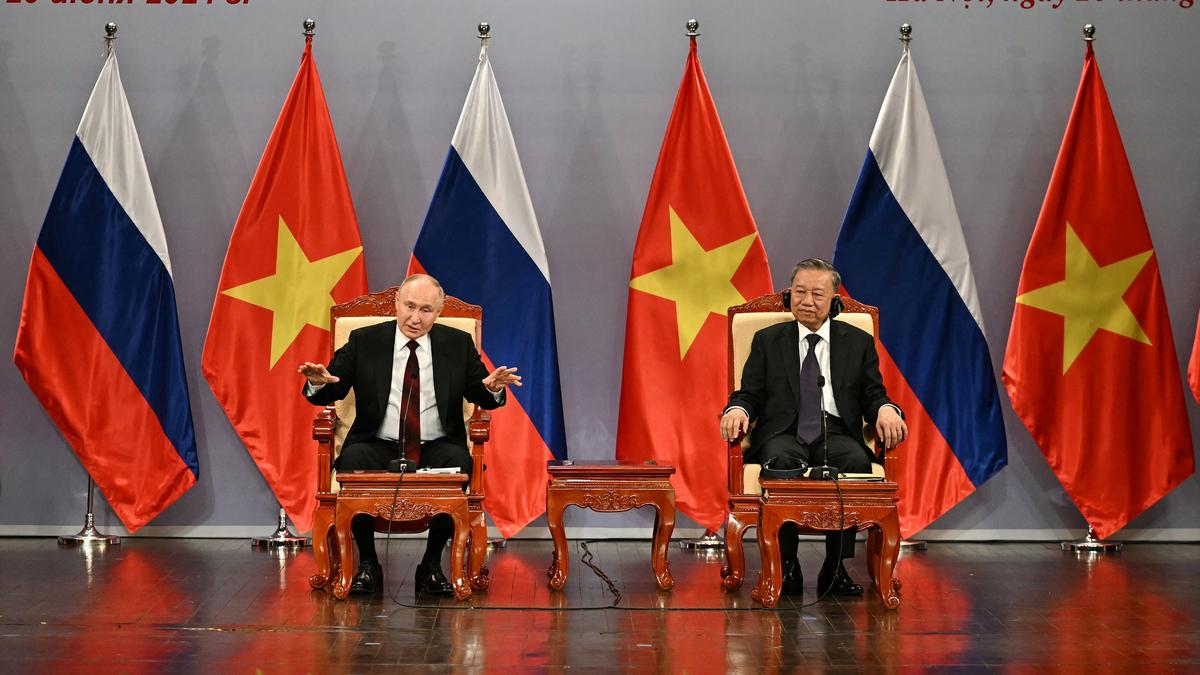 Putin signs deals with Vietnam in bid to shore up ties in Asia