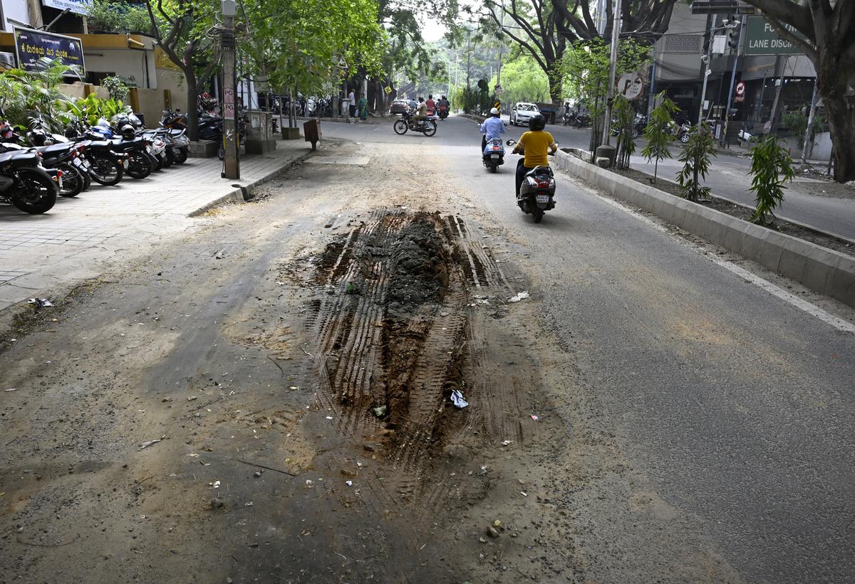 After rain, potholes resurface on Bengaluru roads - The Hindu