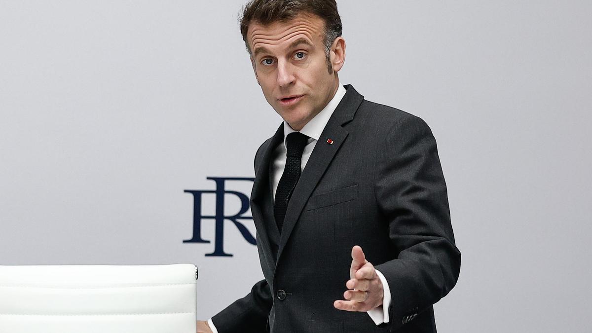 Macron says France could help secure Hormuz only after bombing stops