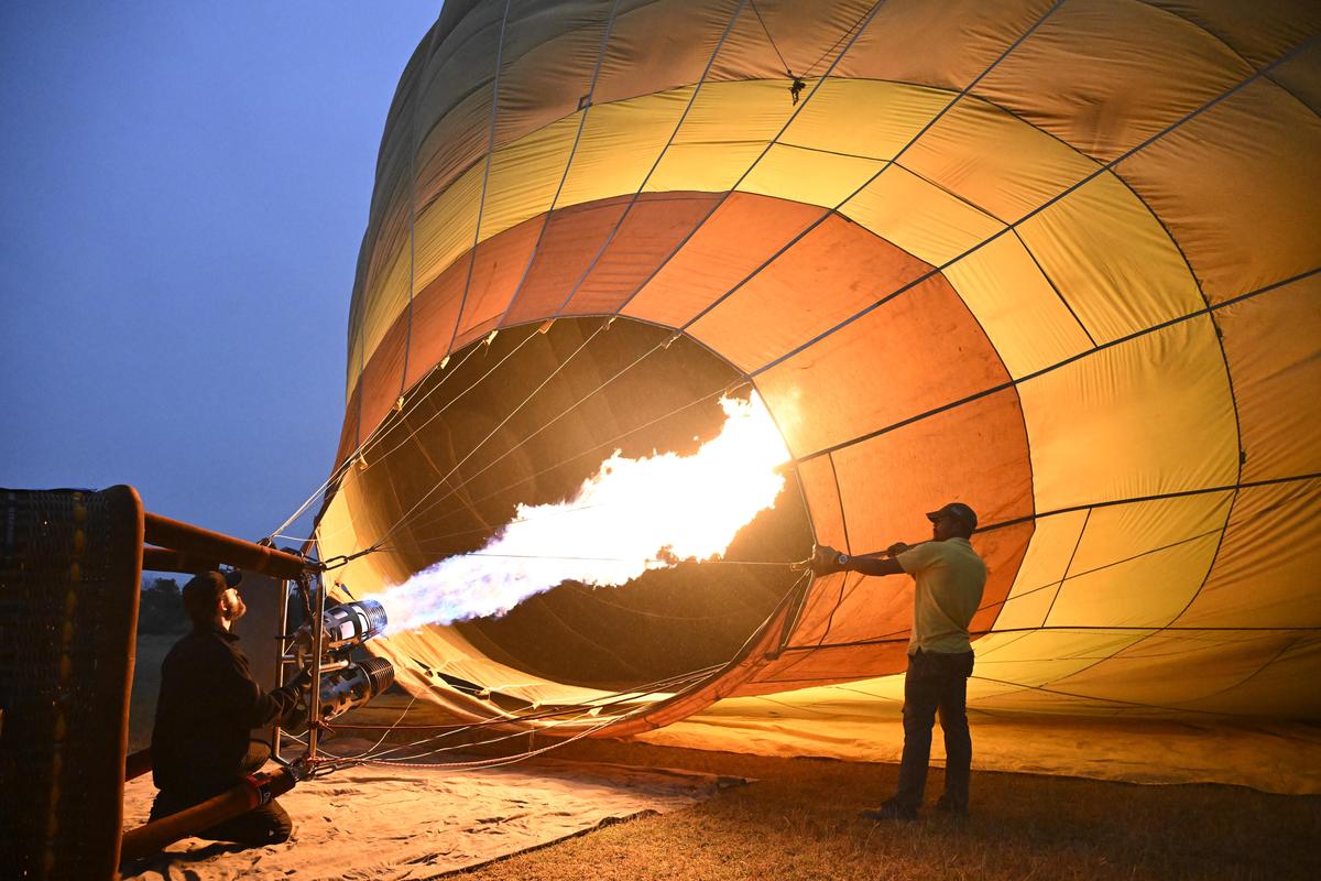 Il volo in mongolfiera, a differenza di altri sport d'avventura, dipende completamente dalle condizioni meteorologiche in qualsiasi parte del mondo