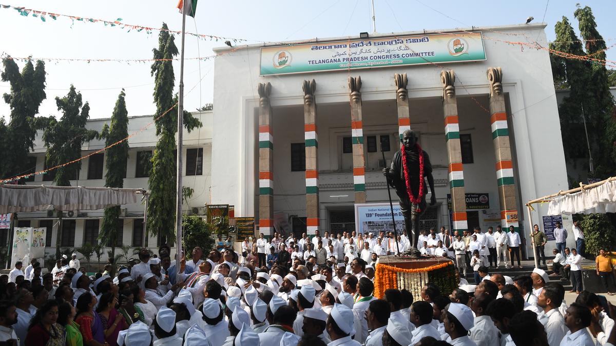 Few Congress candidates in Telangana heading for record majorities