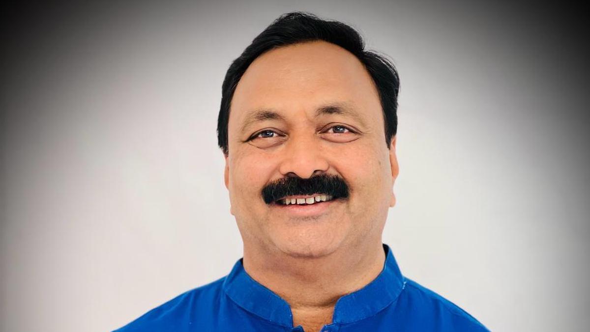 BJP MLA Mahesh Tenginakai insulted migrant workers in Hubballi assuming they are infiltrators, says Congress leader Rajat Ullagaddimath