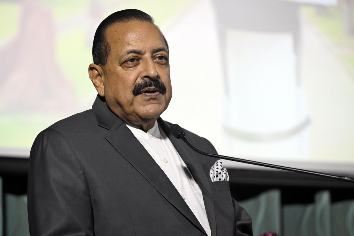 thehindu.com - Jacob Koshy - CSIR-NAL unveils 'production grade' Hansa-3 plane