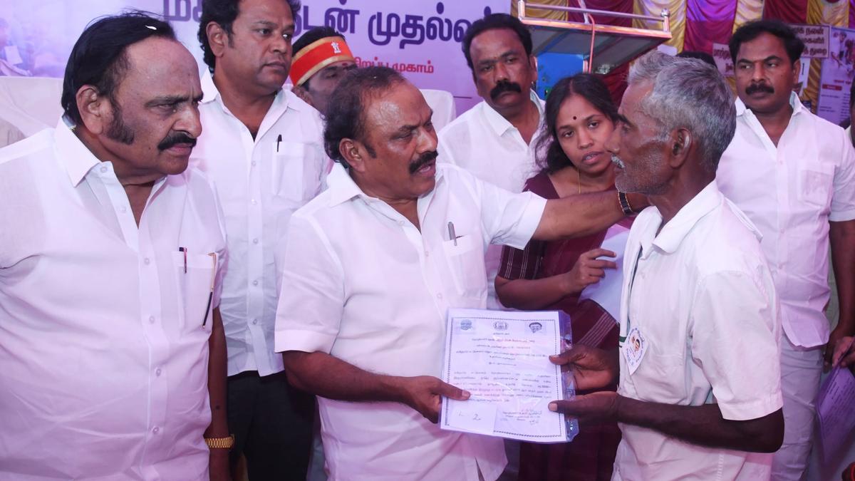 Special camps in 90 places in Salem under Makkaludan Mudhalvar scheme, says Minister C.V. Ganesan