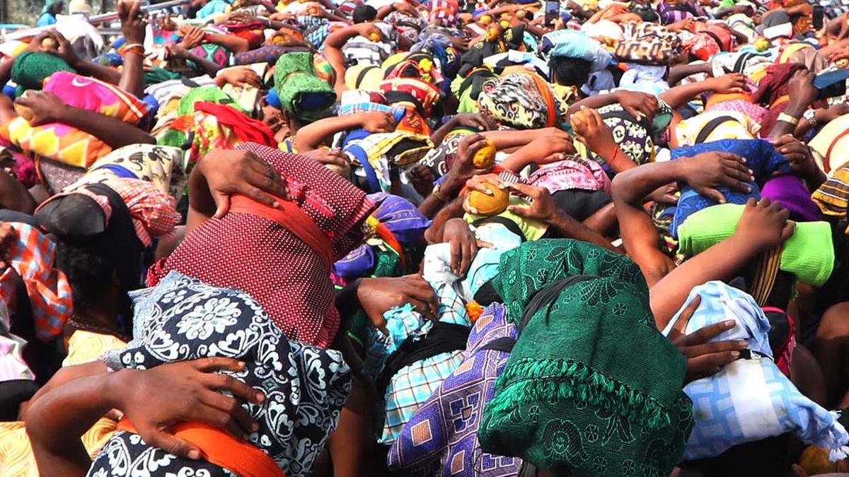 Kerala HC issues directions to prevent overcrowding at Sabarimala