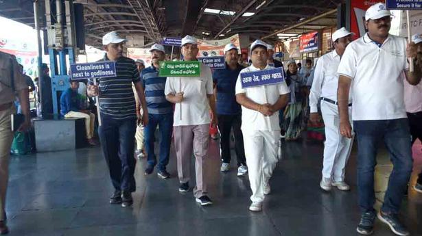 South Central Railway officials participate in ‘Swachhata Pakhwada’