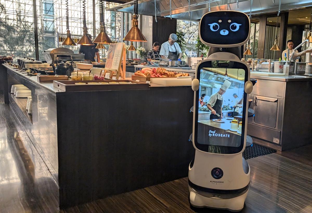 At DEL in Roseate House Aerocity, a robot joins the service team