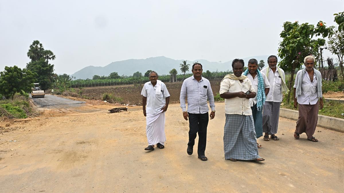 Undavalli farmers seek higher compensation from govt. to give their lands