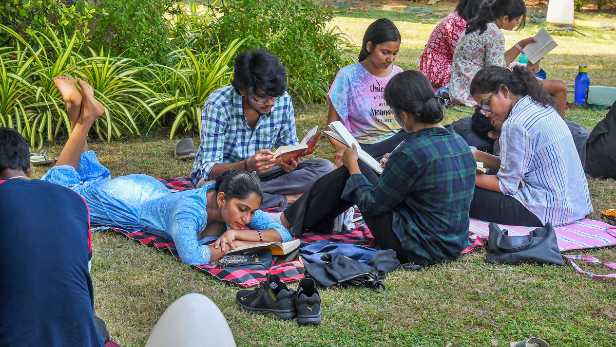 Vizag Reads: A silent book-reading community in Visakhapatnam