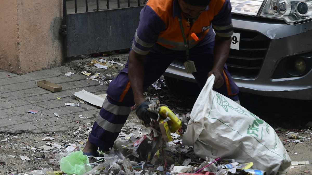 Waste collection reduces during Deepavali in Chennai owing to residents heading to their hometowns