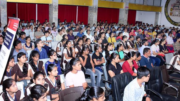 Experts guide students at The Hindu EducationPlus Career Counselling in Kalaburagi