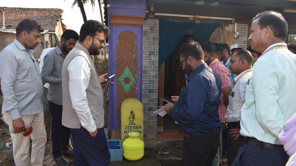 Belagavi officers told to take up water supply works on priority in vulnerable villages