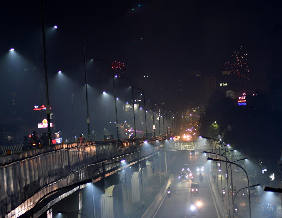 Deepavali celebrations leave Chennai suffocated, Air Quality Index drops to severe in several localities