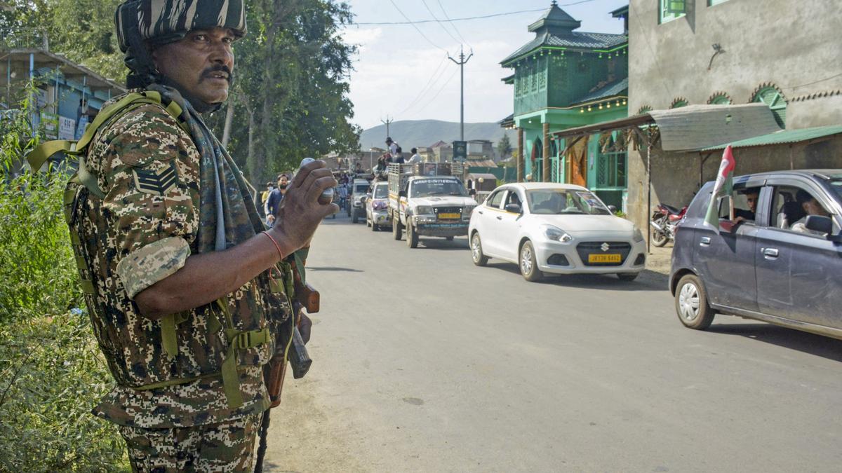 Terrorists shoot non-local labourer in J&K’s Tral; 3rd attack in one week