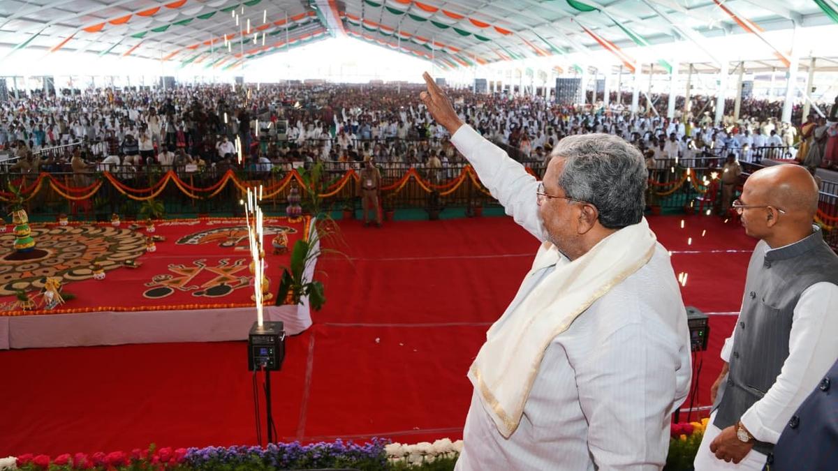 Karnataka tops the nation in per capita income due to guarantee schemes: Siddaramaiah