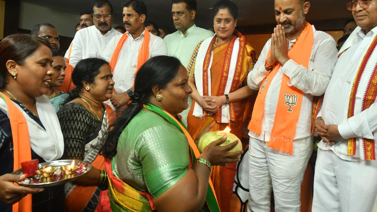 BJP questions liquor shop tenders