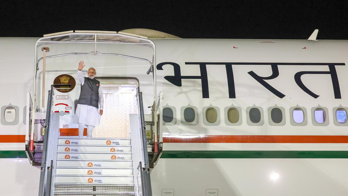 PM Modi leaves for UAE after concluding France trip