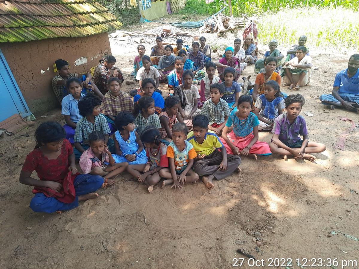 30 students of Vilankombai tribal settlement unable to go to school