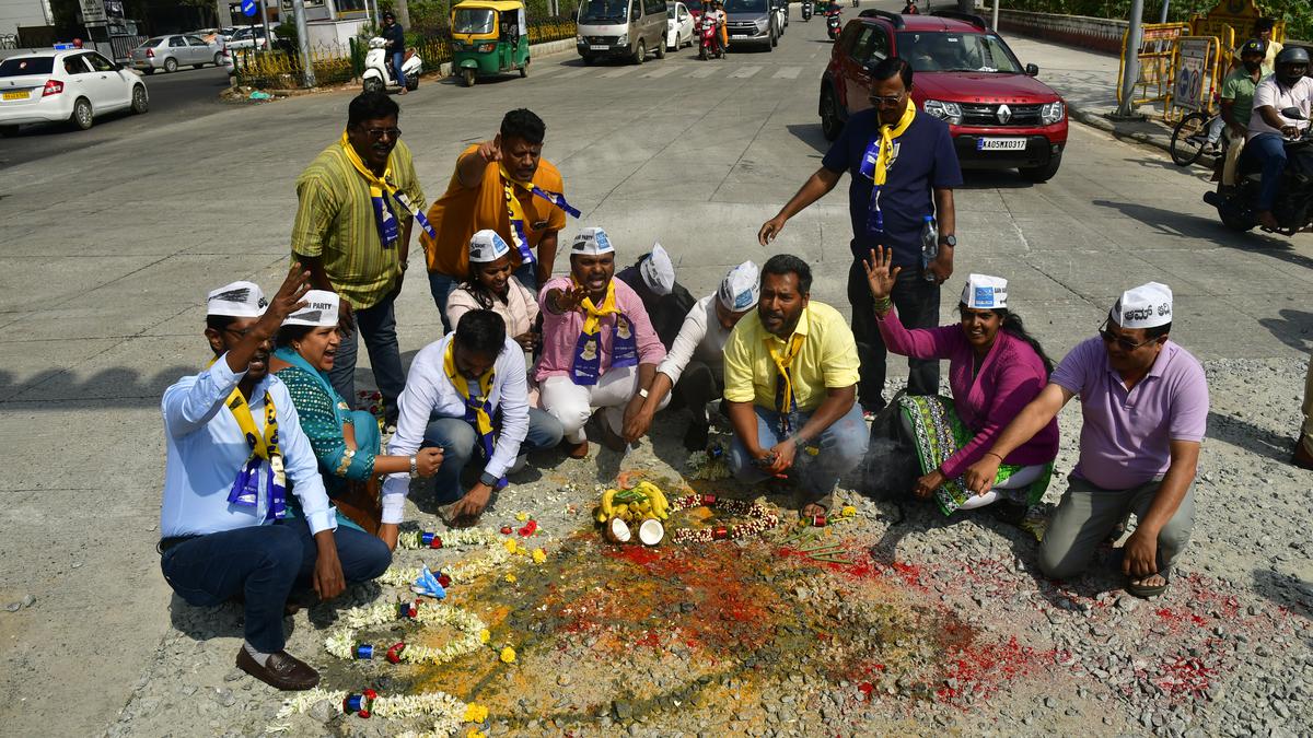 Days after sinkhole appears on Bengaluru road, DKS bats for more white-topping