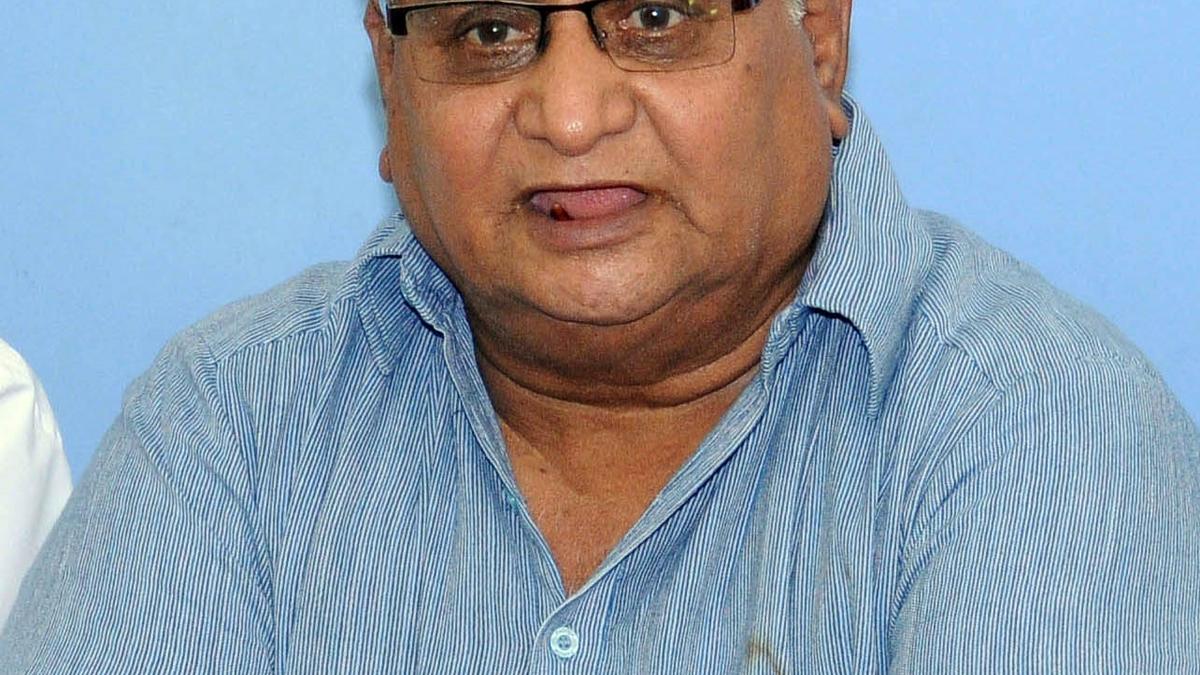 Jana Sangram Parishat declares fight against illegal sand extraction in Raichur