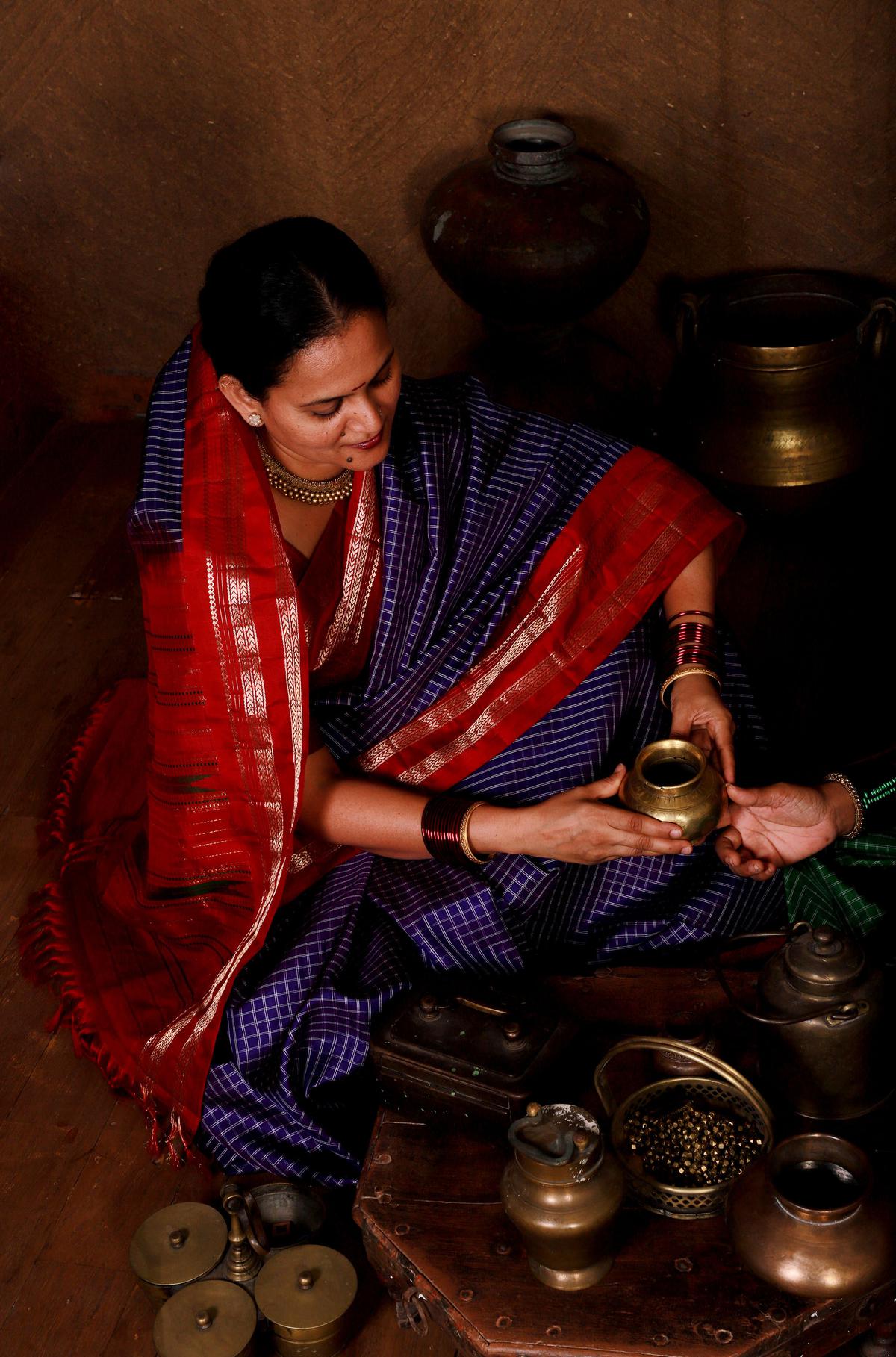 The sari with the Mothchoor pallu.